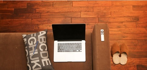 WPC地板瓷砖300x300mm新型WPC挤出木材纹理地板覆盖RVP玻璃化瓷砖地板